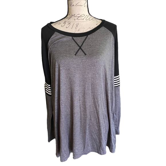 Bloomchic Gray Black Long Sleeve Shirt Plus Size 18/20 - Picture 1 of 4